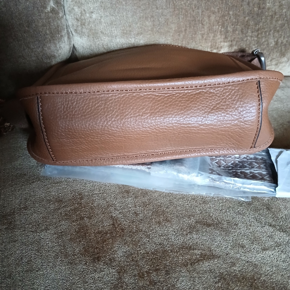 Rarely Carried J Jill Brown Leather Crossbody Bag with two Guitar Straps. - Picture 4 of 5